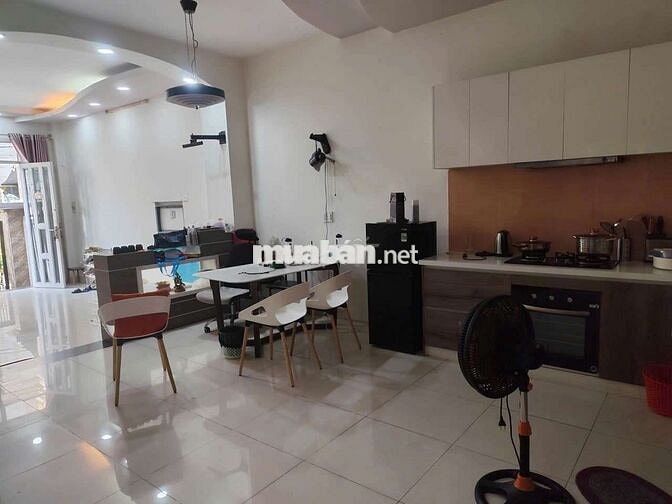 BIỆT THỰ 7 X 16M SÁT METRO BÌNH PHÚ 