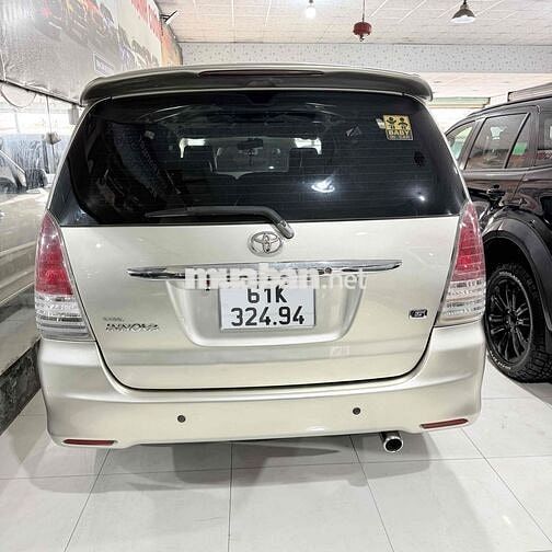 Toyota Innova-G 2010 Số sàn Vàng cát