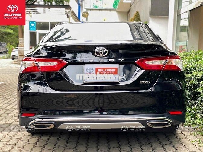 Toyota Camry 2020 2.0G Đen 107.000km