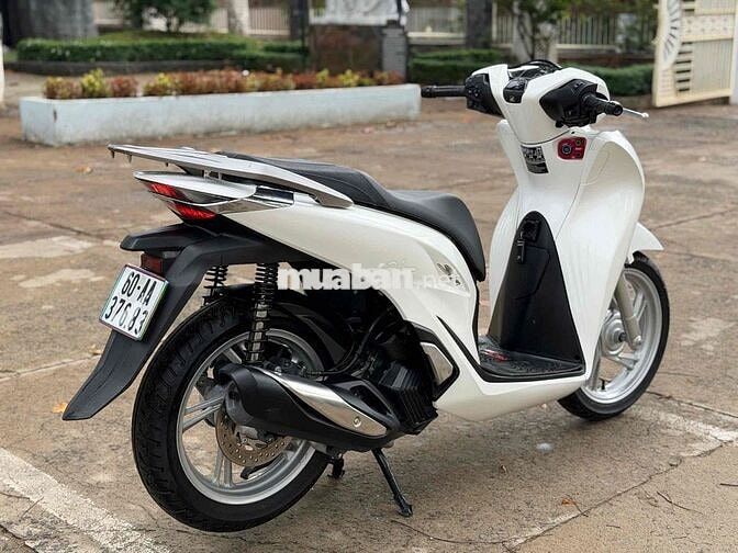 Honda SH 125 ABS Trắng 8000 km