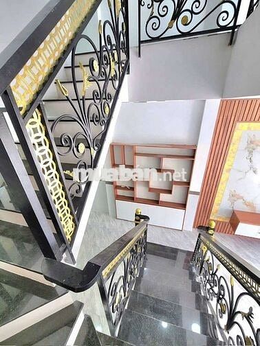 Nhà mới 1 trệt 1 lầu sân trước tớ sổ riêng cách Ql50 300m