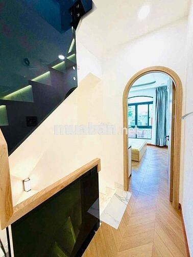 NHÀ MỚI QUẬN 3 – VỊ TRÍ TRUNG TÂM, CHỈ VÀI BƯỚC RA VÕ VĂN TẦN