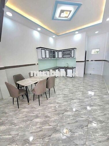 Nhà mới 1 trệt 1 lầu sân trước tớ sổ riêng cách Ql50 300m