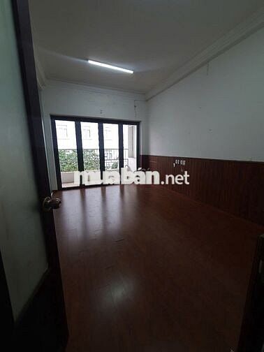 📢 Cho Thuê Nhà Rộng Mặt Tiền Hoa Lan_8x18m_Trệt 3 Lầu.