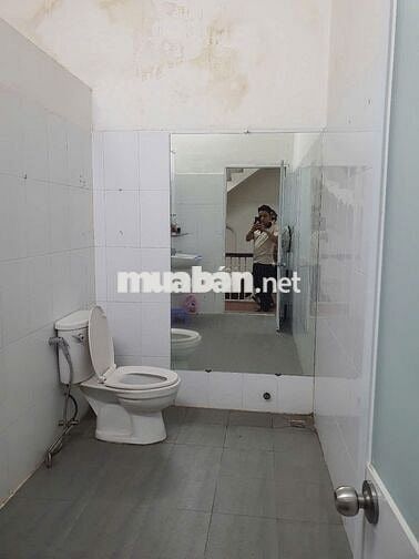 📢 Cho Thuê Nhà Rộng Mặt Tiền Hoa Lan_8x18m_Trệt 3 Lầu.