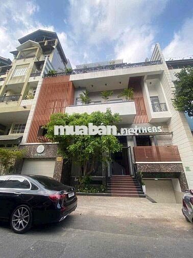 Mặt bằng cho thuê 225m2 1trệt - lững - hầm hẻm xe tải quay đầu !