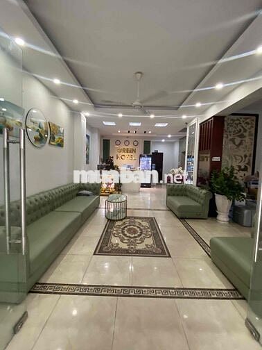 Lễ Tân Khách sạn ca đêm - khu sân bay