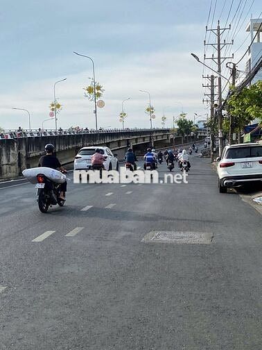 BÁN NHÀ KHÚC THỪA DỤ – TRUNG TÂM MỸ BÌNH, LONG XUYÊN