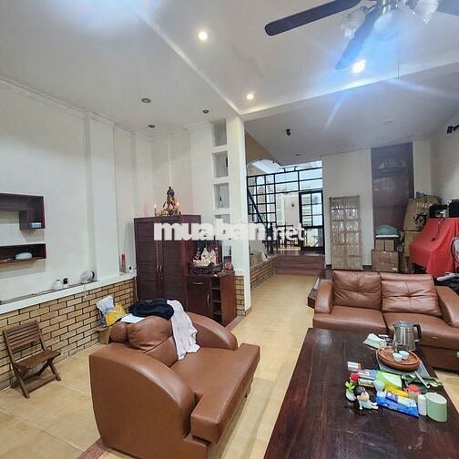 Cho thuê nhà Cao Thắng - 3 tầng – 6.5m x 25m - HXH - Chỉ 25tr/tháng