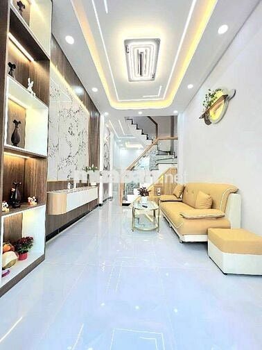 Nhà mới TBCT 3  tầng Q8, nội thất cao cấp, 37m2. 4PN, 3WC, giá 4,85 tỷ