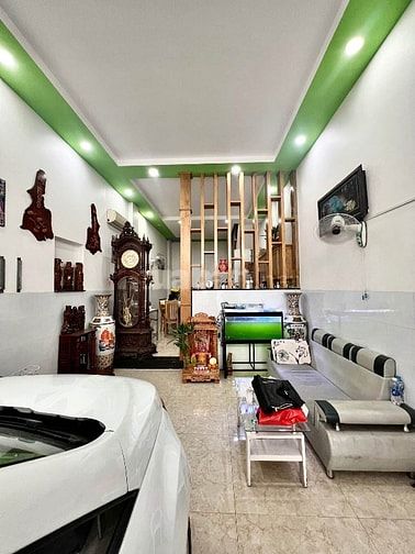 Kẹt tiền bán nhà- PHÙNG VĂN CUNG PHÚ NHUẬN - 56m2- HẺM XE HƠI- Giá 3Tỷ
