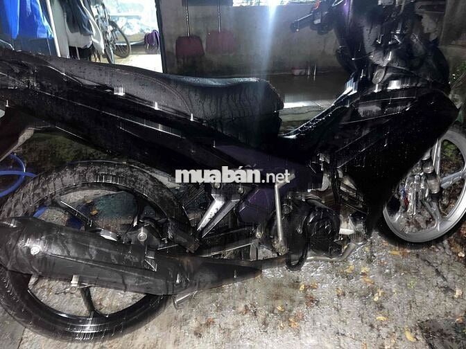 Xe máy Ex50cc màu Tím