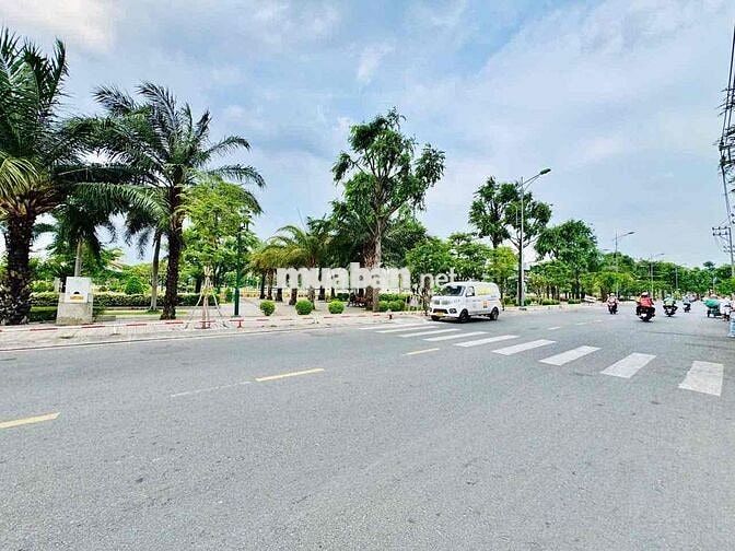 nhà ngay công viên tầm vu tạng full nội thất 4 lầu 25m2