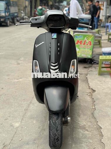 Piaggio Vespa LX 125 Đen nhám xe đẹp