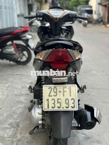 Honda Air Blade  Đen vàng đồng xe chạy ít
