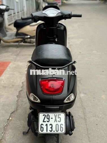 Piaggio Vespa LX 125 Đen nhám xe đẹp