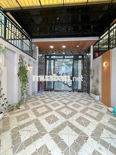 GIẢM 300 TRIỆU CĂN NHÀ MẶT TIỀN ĐẦU KHU DÂN CƯ 