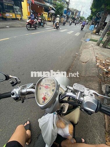Yamaha MIO màu Kem