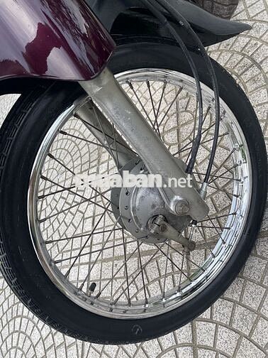 Honda Dream màu Đỏ mận