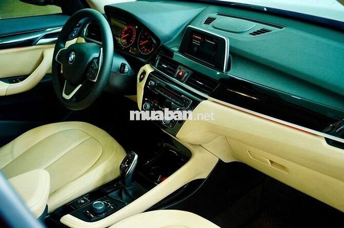 BMW X1 2018 Cam/Đen