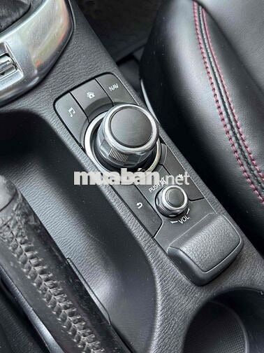 Mazda 2 2015 nhập Thái số tự động