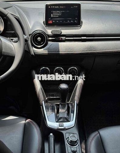 Mazda 2 2015 nhập Thái số tự động
