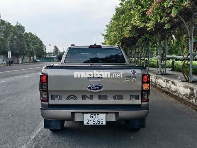 bán xe bán tải hoặc đổi 7 chỗ bù trừ