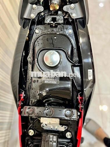 Sonic 2021 Đỏ đen trắng 1200km