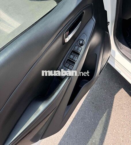 Mazda 2 2015 nhập Thái số tự động