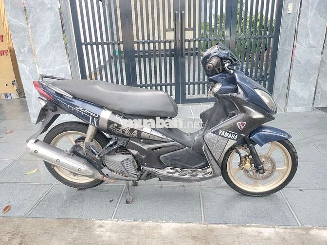 Yamaha Nouvo LX Xanh đen