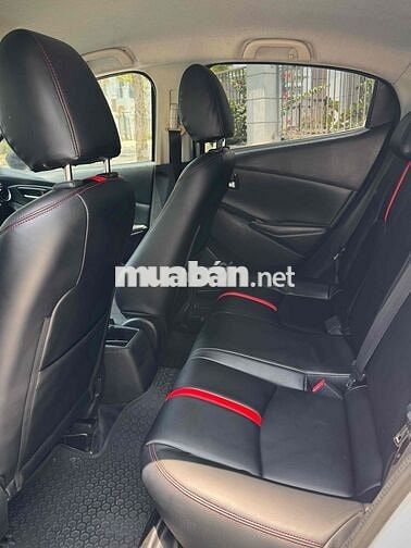 Mazda 2 2015 nhập Thái số tự động