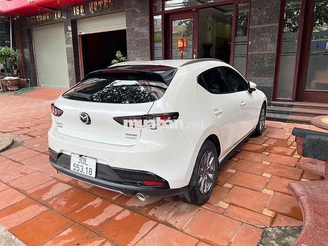 Mazda 3 Sport Luxury 2020 Trắng 45000 km