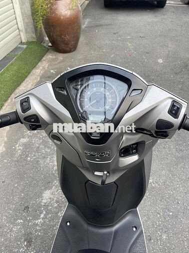 Lead - 4 val - 2022 - bạc nhám - bstp