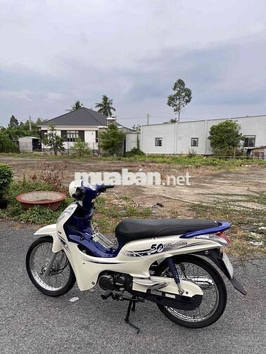 Cần Bán Xe Zin Đẹp còn keng khách cần alo em
