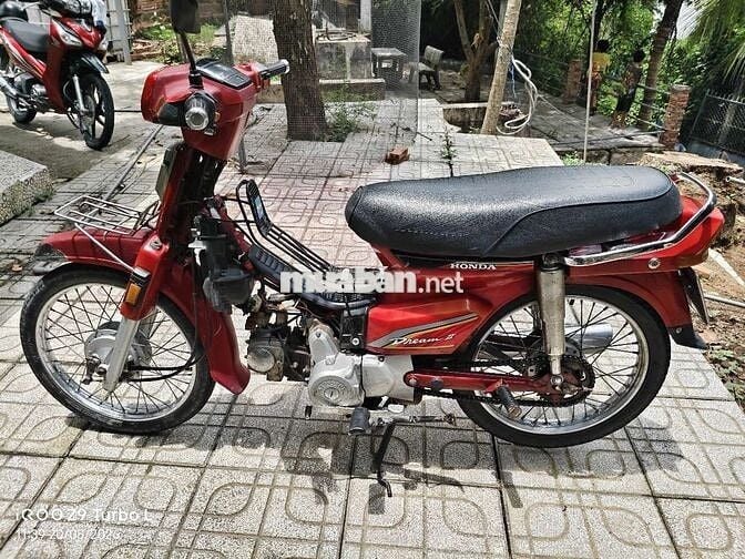 Honda Dream TQ màu Đỏ
