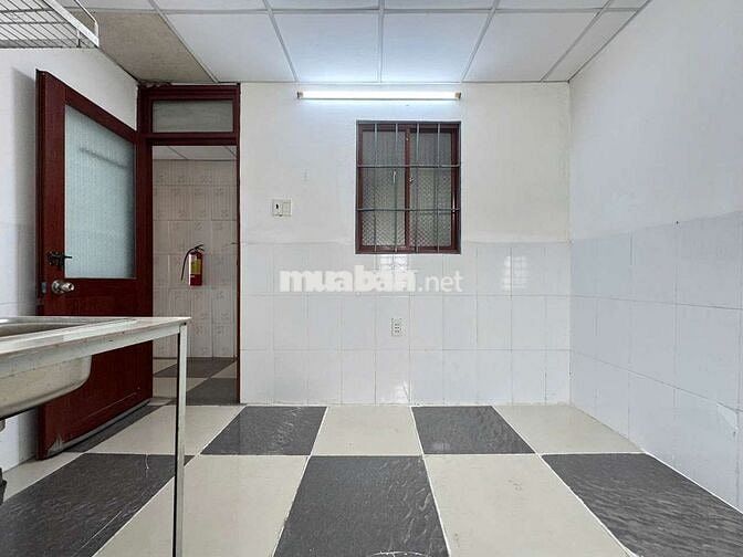 PHÒNG GIÁ SINH VIÊN CHỈ 1TR6 – GẦN CHỢ ĐẦU MỐI HÓC MÔN