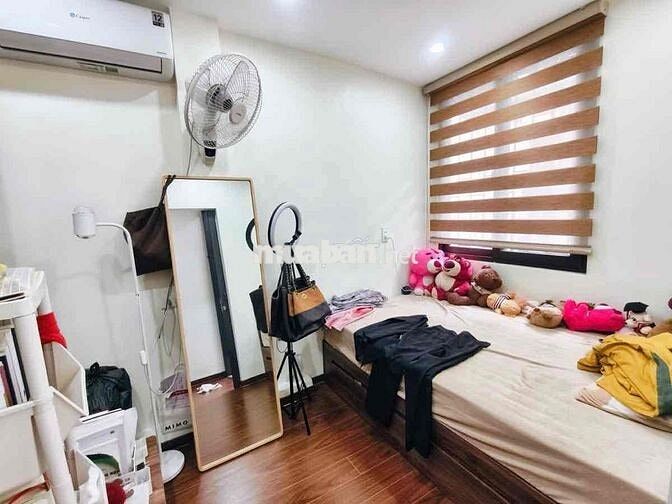 TẬP THỂ TẦNG 2 LÊ QUÝ ĐÔN - HAI BÀ TRƯNG, 2 NGỦ, WC KHÉP KÍN, THOÁNG S