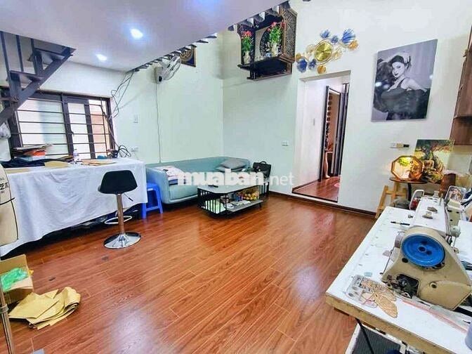 TẬP THỂ TẦNG 2 LÊ QUÝ ĐÔN - HAI BÀ TRƯNG, 2 NGỦ, WC KHÉP KÍN, THOÁNG S