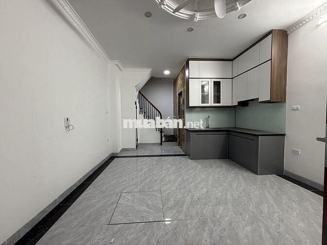 XUÂN ĐỈNH 30M2 5 TẦNG MT 4.2M - THANG MÁY - GẦN Ô TÔ - NGÕ NÔNG 