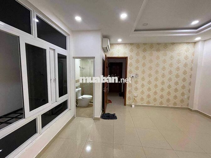 PHÒNG CỬA SỔ FULL MÁY LẠNH 866 Quốc Lộ 13- DỌN VÀO NGAY