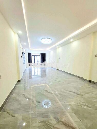 Mặt tiền quận 11 phan xich long 3.60m x 20m 82m2