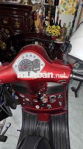 Piaggio Vespa GTS 2015 Đỏ