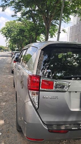 🚗 Cần bán Toyota Innova E 2017 – số sàn 🚗