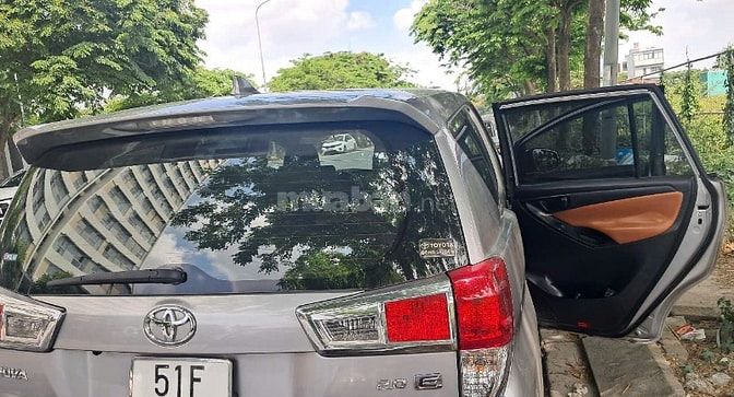 🚗 Cần bán Toyota Innova E 2017 – số sàn 🚗