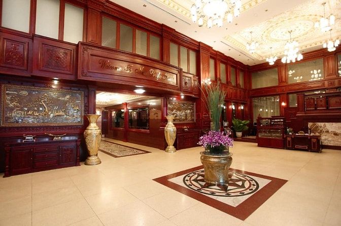 KS NEW PACIFIC TUYỂN NV LỄ TÂN, BUỒNG PHÒNG, TÀI XẾ DẤU D, TẠP VỤ