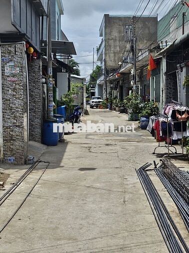 NHÀ LẦU TRỆT DT KHỦNG 110M2 SÂN XE HƠI ĐG NGAY LÊ HỒNG PHONG DĨ AN
