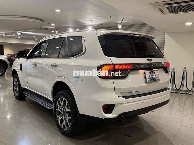Everest Titanium 1 Cầu 2023 Xe Chuẩn Đẹp Ford Bán
