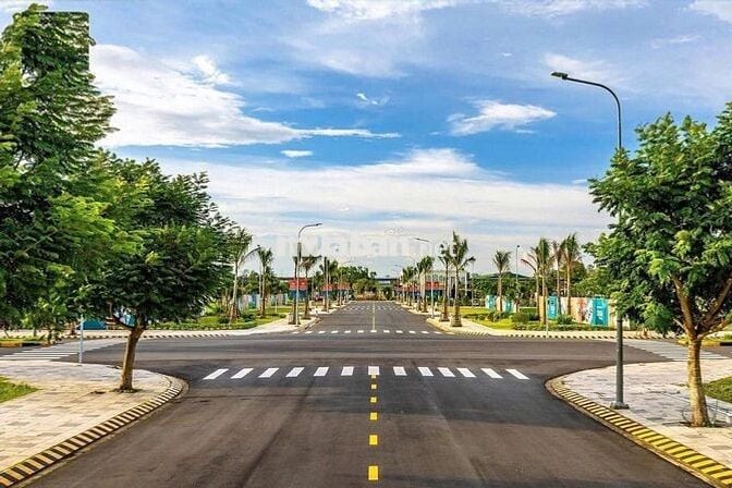 Cần bán lô đất thuộc KĐT Solia, LK-25 gần công viên nhạc nước, 2,25 TỶ
