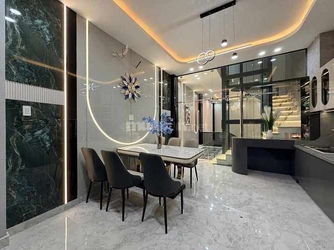 Bán nhà MTKD ngay chợ Nguyễn Tư Giản 80m2 6 lầu đẹp thang máy 14.5 tỷ