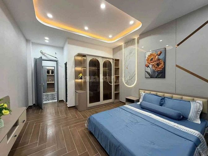 Bán nhà MTKD ngay chợ Nguyễn Tư Giản 80m2 6 lầu đẹp thang máy 14.5 tỷ